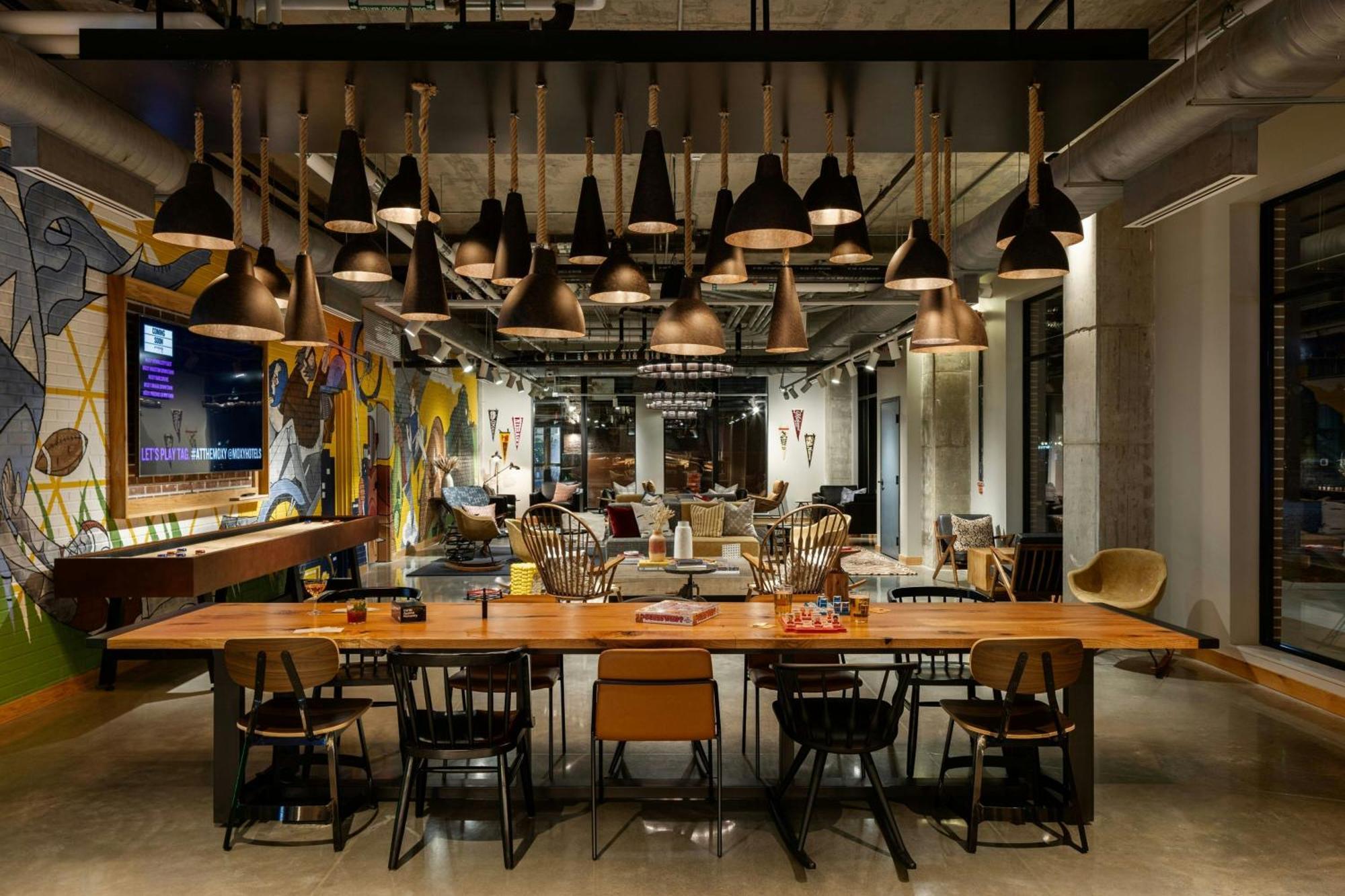 Moxy Omaha Downtown Hotel Bagian luar foto